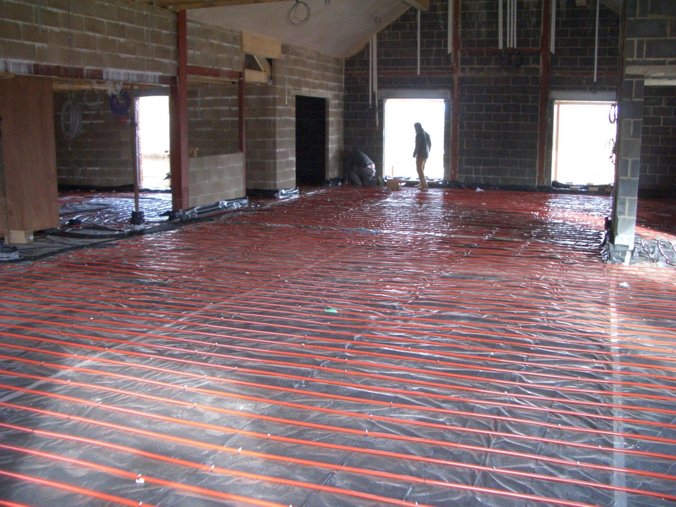 Installing underfloor heating